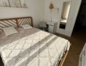  1       ,   21 -  ,   -